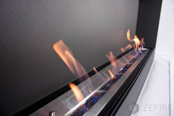 ZeFire Elliot Vertical 1500_1 ZeFire Elliot Vertical 1500_1