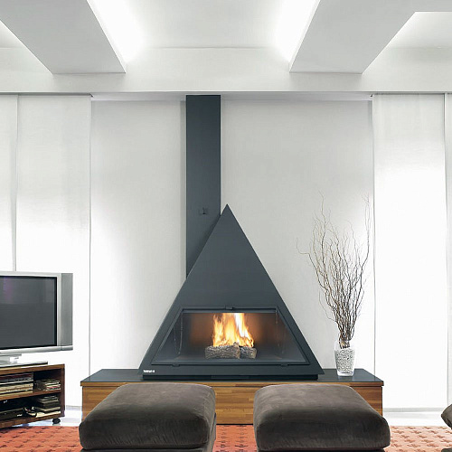 Камин Bilbao, фронтальный, со стеклом, труба слева, черный (Traforart)_0 Камин Bilbao, фронтальный, со стеклом, труба слева, черный (Traforart)_0