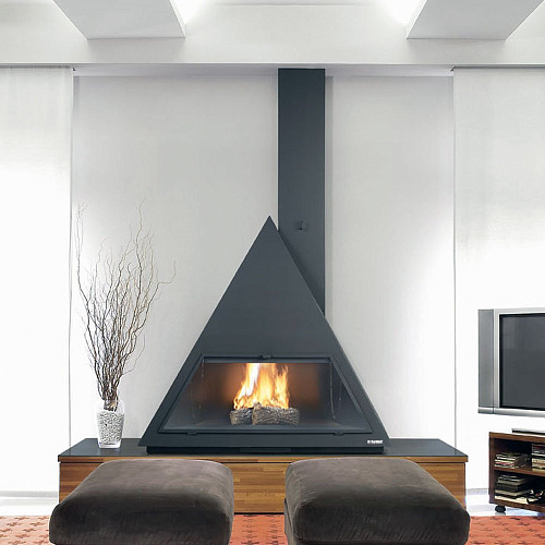 Камин Bilbao, фронтальный, со стеклом, труба справа, черный (Traforart)_0 Камин Bilbao, фронтальный, со стеклом, труба справа, черный (Traforart)_0