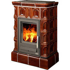 Кафельная печь Britania L - вставка чугунная, кафельный цоколь коричневая Кафельная печь Britania L - вставка чугунная, кафельный цоколь коричневая